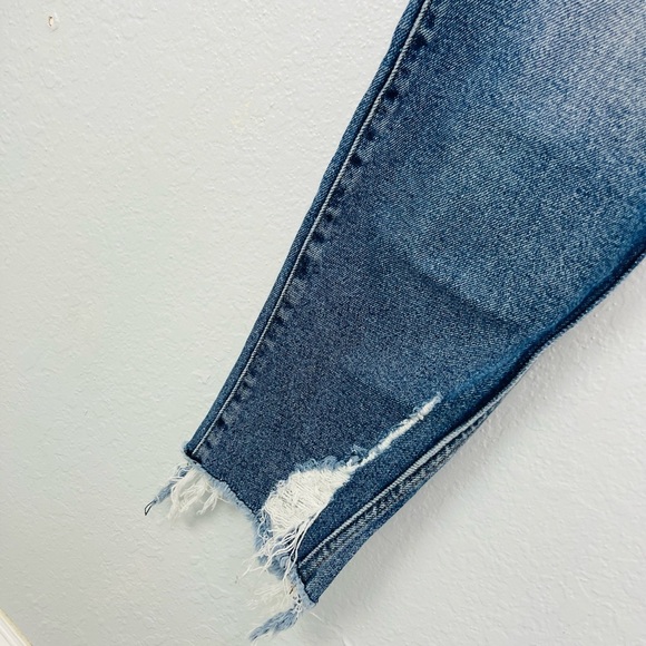 Gap 1969 High Rise Slim Straight Distress Hem Jeans - Picture 4 of 11